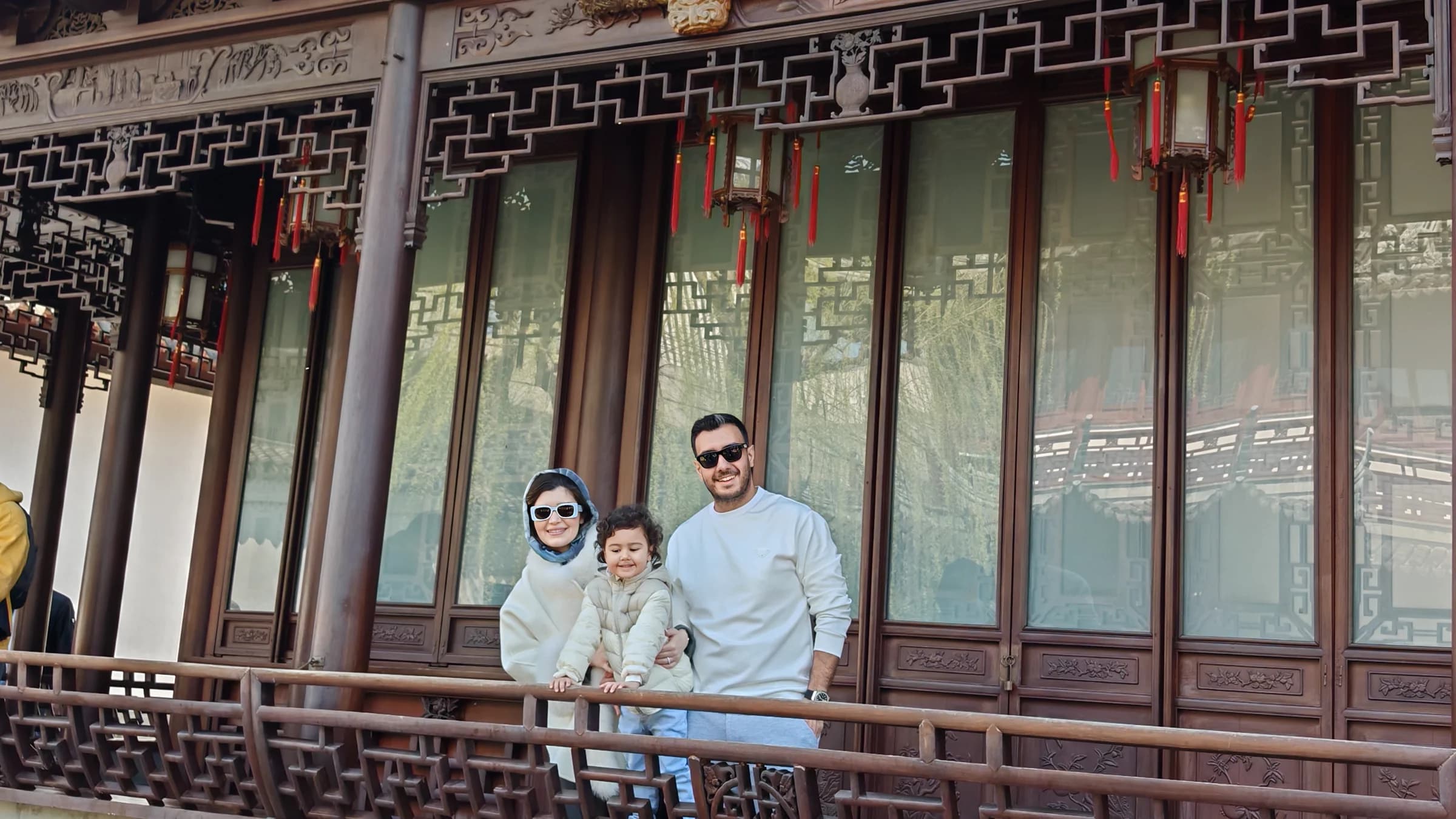 A family enjoying a private cultural journey in China
