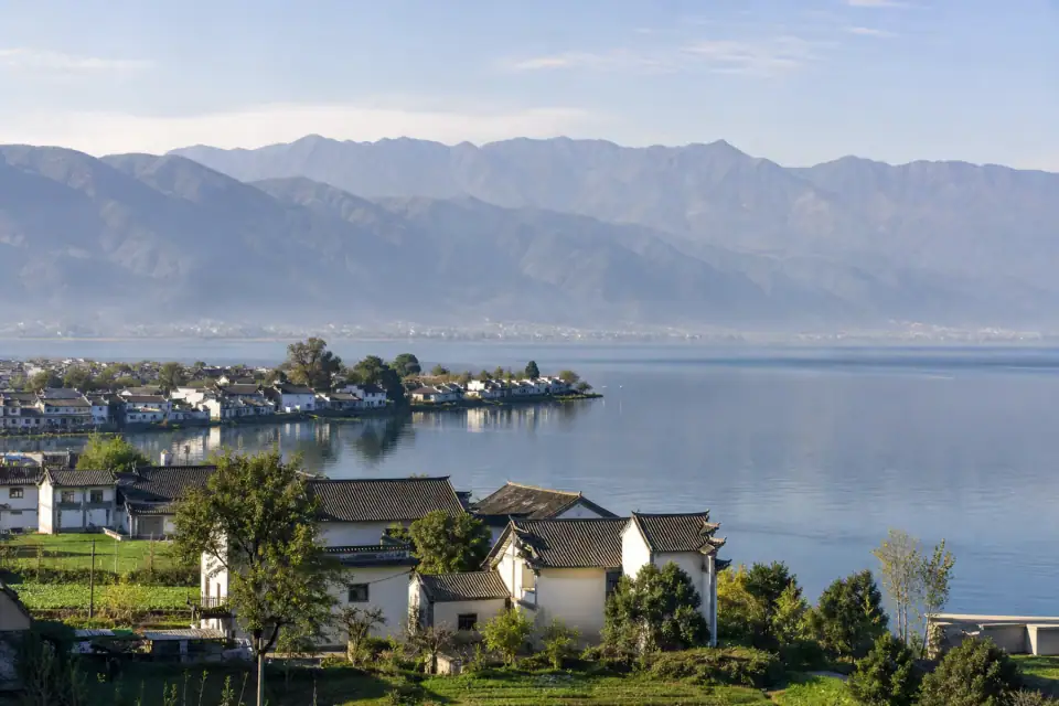 Erhai Lake, Cangshan and a Bai village in Dali